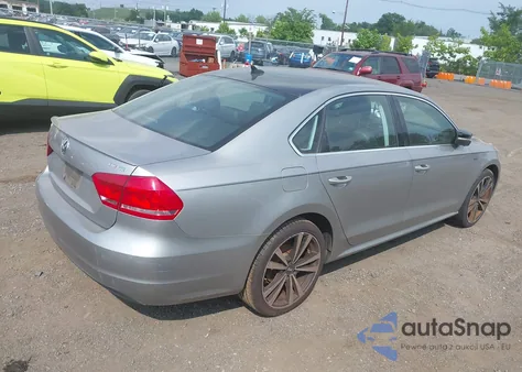2014 Volkswagen Passat 1.8T Sport из США, поврежденный, VIN 1VWBT7A35EC108635
